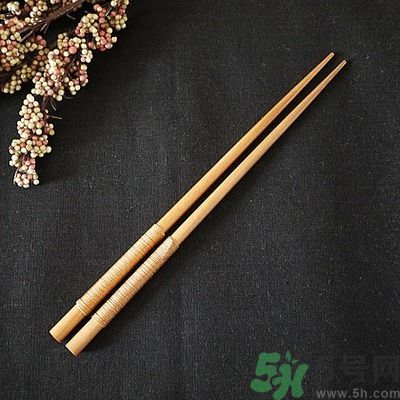 筷子要多久換一次才好？怎么用筷子最健康？