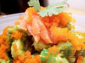 燻鮭魚沙拉怎么做？燻鮭魚沙拉的做法？