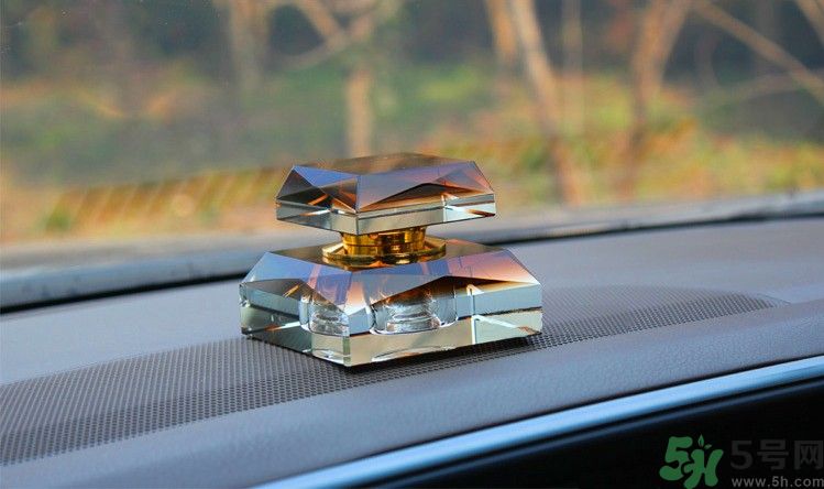 車載香水有毒嗎？如何挑選健康的車載香水？