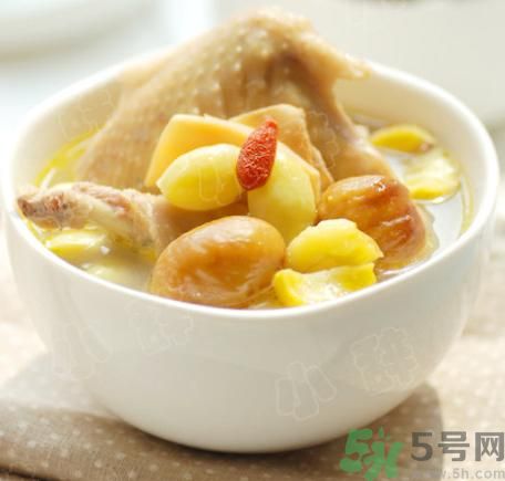 煲湯用什么鍋好？燉雞湯用什么鍋好呢？