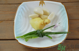 煲湯用什么鍋好？燉雞湯用什么鍋好呢？