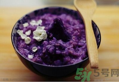 紫薯是轉(zhuǎn)基因食品嗎？紫薯有什么好的功效？
