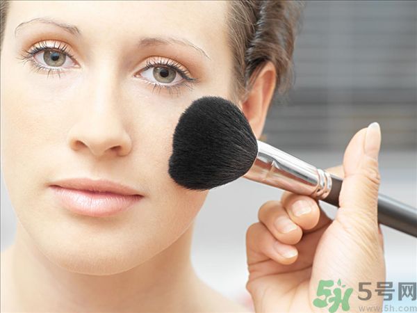 化妝刷如何使用效果好？化妝刷該怎么保養(yǎng)？