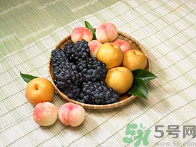桃子和梨子能一起吃嗎？桃子和梨子一起吃好嗎？