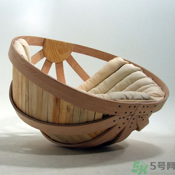 一個人適合什么樣的沙發(fā)？選購沙發(fā)要注意什么？
