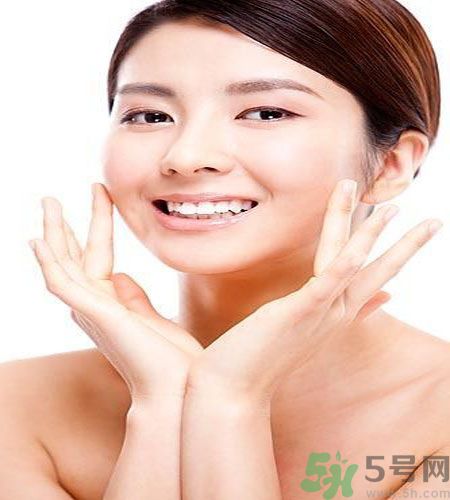 皮膚出油怎么辦？皮膚出油用什么面膜？