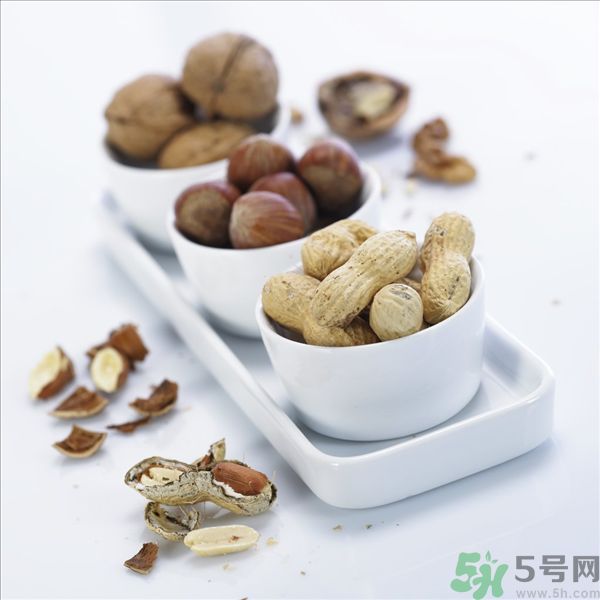 吃堅(jiān)果有什么好處？吃堅(jiān)果要注意什么？