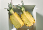 菠蘿里面發(fā)黑是為什么？發(fā)黑的菠蘿能吃嗎？