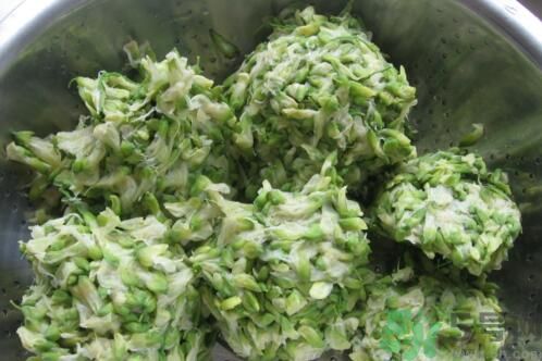 槐花怎么做好吃？槐花的做法有哪些？