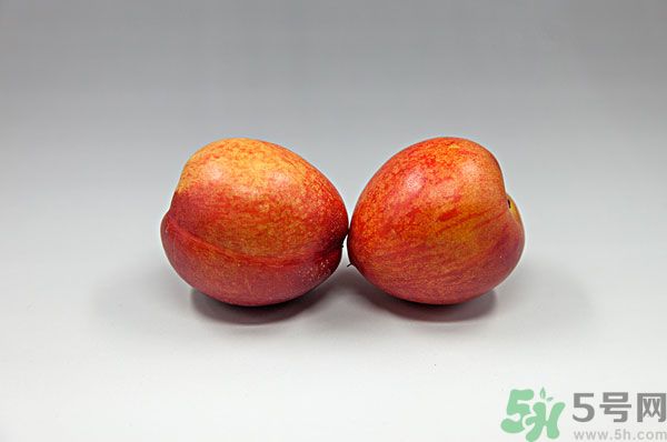 咳嗽能吃桃子嗎？咳嗽吃桃子好嗎？