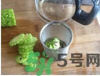苦瓜泡水喝有什么好處？苦瓜泡水喝好嗎？