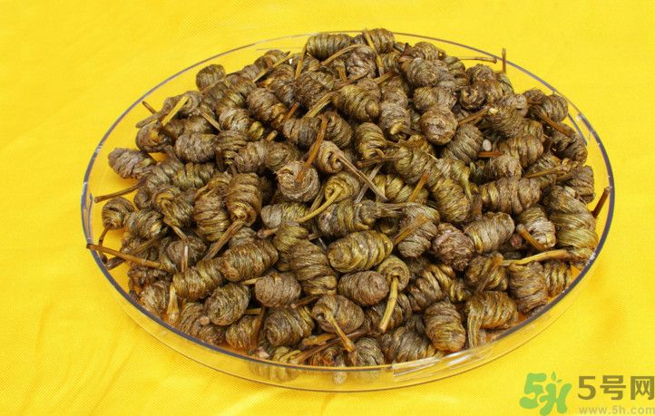 石斛和泥鰍能同吃嗎？石斛和泥鰍能一起吃嗎？