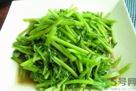 炒空心菜發(fā)黑怎么辦？空心菜怎么炒不發(fā)黑？