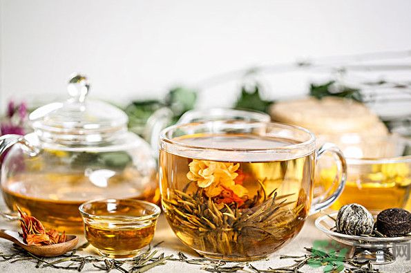 茉莉花綠茶加苦瓜能減肥嗎？茉莉花和苦瓜泡水喝嗎？