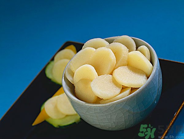 榴蓮和荸薺能一起吃嗎？吃過(guò)榴蓮后可以吃荸薺嗎？