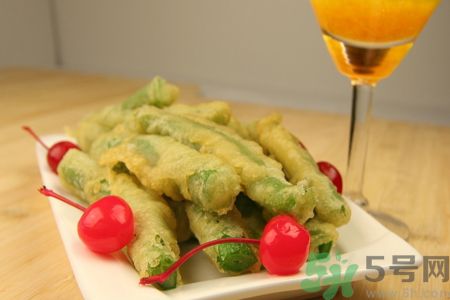 四季豆早期中毒的癥狀有哪些？吃四季豆中毒了怎么辦？