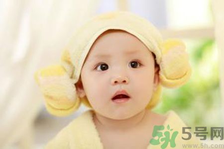 寶寶可以用清涼油嗎？寶寶多大了可以用清涼油？