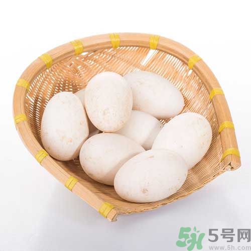 鵝蛋和鴨蛋哪個(gè)好？鵝蛋和鴨蛋哪個(gè)清火效果好？