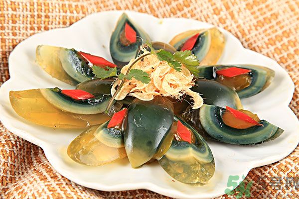 吃皮蛋可以降火嗎？吃皮蛋真的能降火嗎？