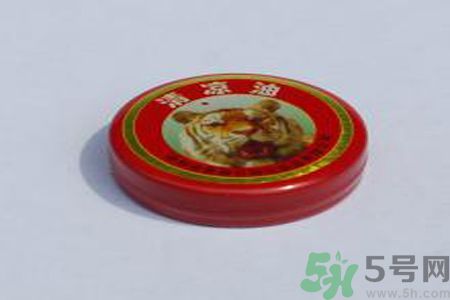 清涼油可以治感冒嗎？清涼油怎么治感冒？