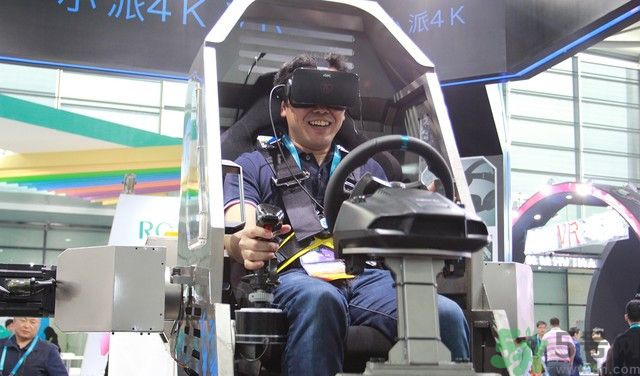 4k vr眼鏡對(duì)眼睛有損傷嗎？4k vr眼鏡對(duì)眼睛危害有哪些