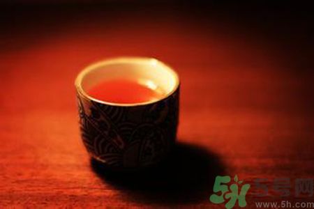 楊梅酒用的什么酒做的？楊梅酒有多少度？