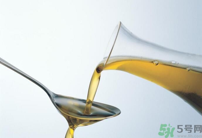夏天吃橄欖油好還是調(diào)和油好？夏天吃橄欖油好嗎？