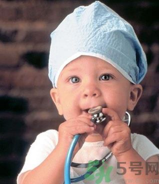 小孩子咬鉛筆會鉛中毒嗎？小孩子咬鉛筆會影響身體健康嗎？
