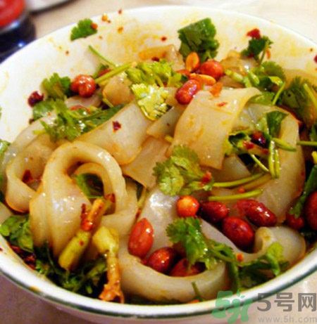 自己在家怎么做涼皮？家常涼皮怎么做？