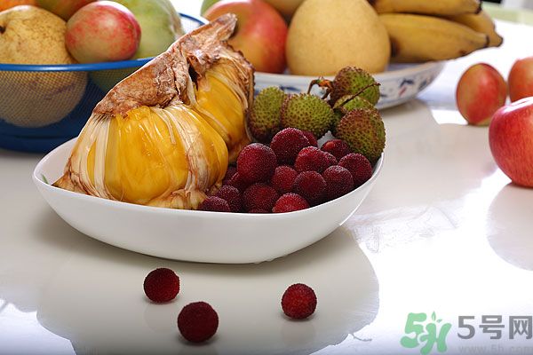 吃楊梅過敏怎么辦？楊梅過敏癥狀有哪些？