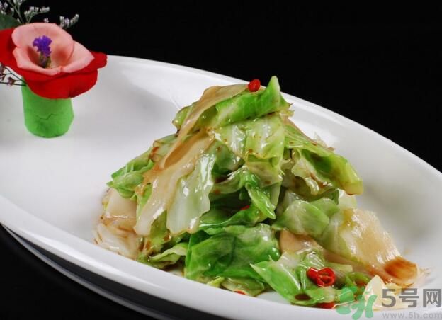 經(jīng)期可以吃包菜嗎？經(jīng)期吃包菜會(huì)肚子痛嗎？