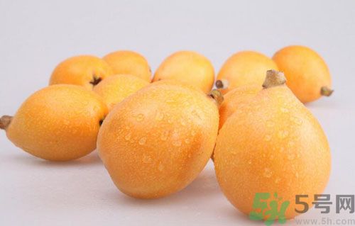 經(jīng)期可以吃枇杷嗎？經(jīng)期吃枇杷會(huì)不會(huì)肚子痛？