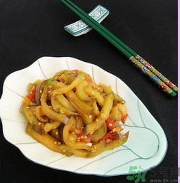 炒茄子發(fā)黑怎么辦？炒茄子怎么才能不發(fā)黑？