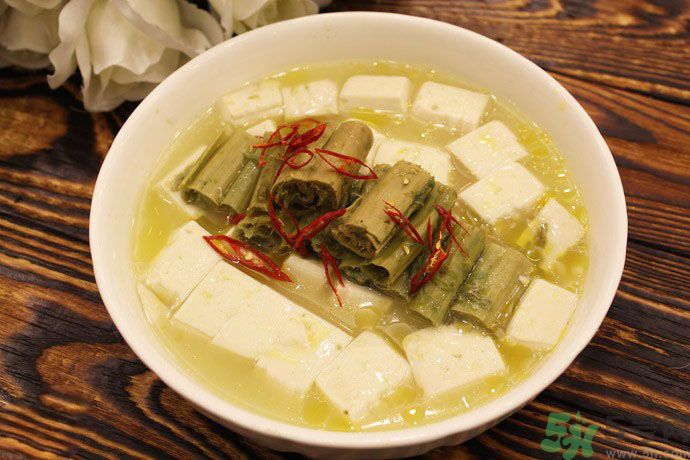 莧菜可以和豆腐一起吃嗎？莧菜能和豆腐一起吃嗎？