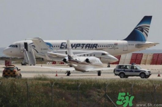 失聯(lián)埃航客機(jī)已墜海原因是什么？失聯(lián)埃航客機(jī)乘客名單是哪些？