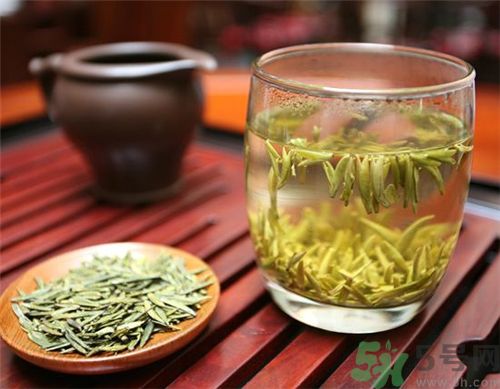吃綠豆糕喝什么茶好？吃綠豆糕喝什么茶解膩？