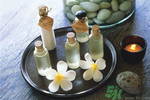 氫氧健肩頸活力本草油1號怎樣？氫氧健肩頸活力本草油1號好用嗎？