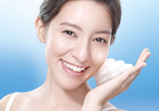 優(yōu)美成分零負(fù)擔(dān)清透水感凝霜適合什么年齡？?jī)?yōu)美成分零負(fù)擔(dān)清透水感
