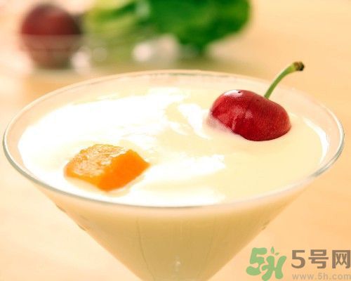 哈密瓜可以和酸奶一起吃嗎？哈密瓜能和酸奶同食嗎？