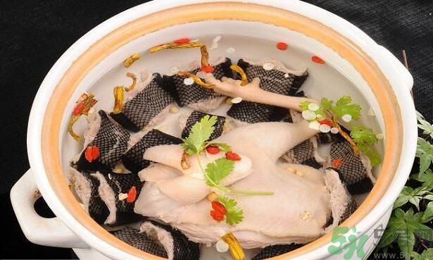 蛇肉上的寄生蟲怎么去除？蛇肉上有寄生蟲怎么辦？