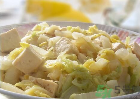包菜可以和豆腐一起炒嗎？包菜能和豆腐一起吃嗎？