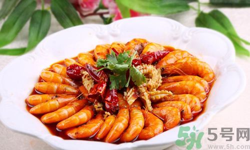 吃粽子可以吃龍蝦嗎？粽子可以和龍蝦一起吃嗎？