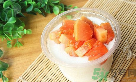 木瓜可以和香蕉一起吃嗎？木瓜和香蕉一起吃好嗎？