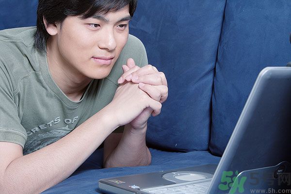 15歲可以用防曬霜嗎？15歲用防曬霜好不好？