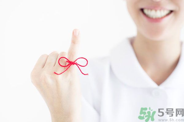 掰手指關(guān)節(jié)響好不好？掰手指關(guān)節(jié)響有危害嗎？