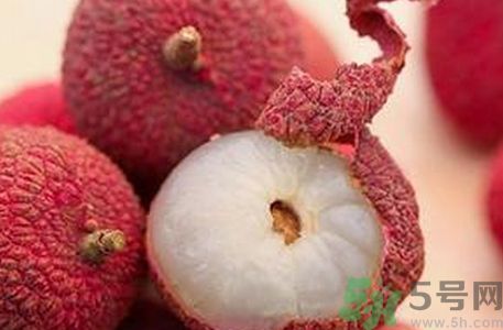 吃荔枝可以喝牛奶嗎？吃完荔枝喝牛奶好不好？