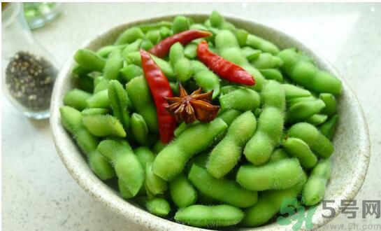毛豆怎么煮不變黃？毛豆怎么煮不變黑？