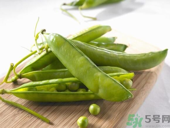 吃豌豆可以喝牛奶嗎？吃豌豆的時(shí)候可以喝牛奶嗎？
