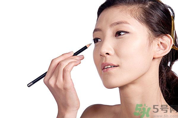 怎么選擇眉筆的顏色？眉筆的顏色有哪幾種？