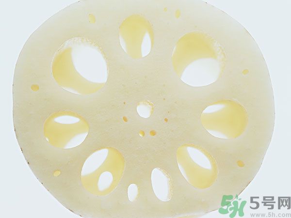 蓮藕里面的泥怎么清理？蓮藕里面的泥巴怎么洗？